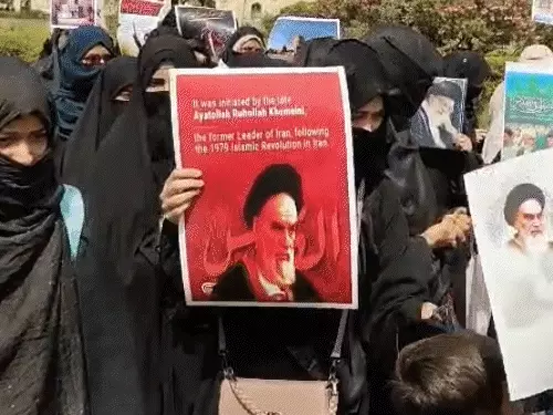 Shia Community Protests in Lucknow for 3 Hours, Burns Photos of US and Israel Leaders