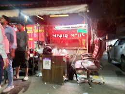 खाने की शिकायत करने पर युवक को बेरहमी से पीटा