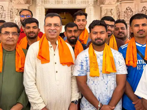 LSG PLAYERS VISIT AYODHYA RAM TEMPLE BEFORE IPL