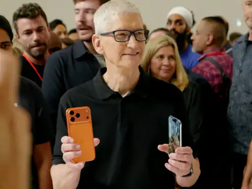 एप्पल में 15 साल बाद बड़ा बदलाव, जॉन टर्नस संभालेंगे CEO की जिम्मेदारी