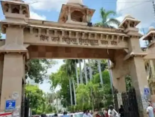 KGMU में छेड़छाड़ के आरोपी डॉक्टर को नौकरी से निकाला गया