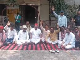 लखनऊ में बिजली संकट पर बवाल: कटौती के विरोध में विधायक धरने पर, पावर हाउस पर हंगामा