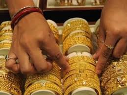 सोना फिर चमका! ₹392 की तेजी के साथ ₹1.59 लाख पर पहुंचा, चांदी में बड़ी गिरावट