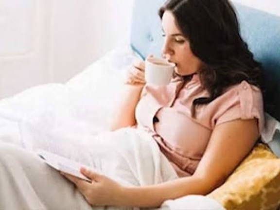 Healthy Lifestyle Tips: क्या आपको भी सुबह उठते ही बेड टी पीने की आदत है?