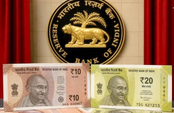 RBI की बड़ी तैयारी, अगले साल आ सकते हैं प्लास्टिक के नोट