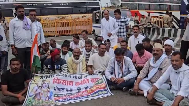 भोपाल किसान आंदोलन LIVE: सरकार-किसानों की बैठक शुरू, बाणगंगा पर डंपर लगाकर कड़ी सुरक्षा