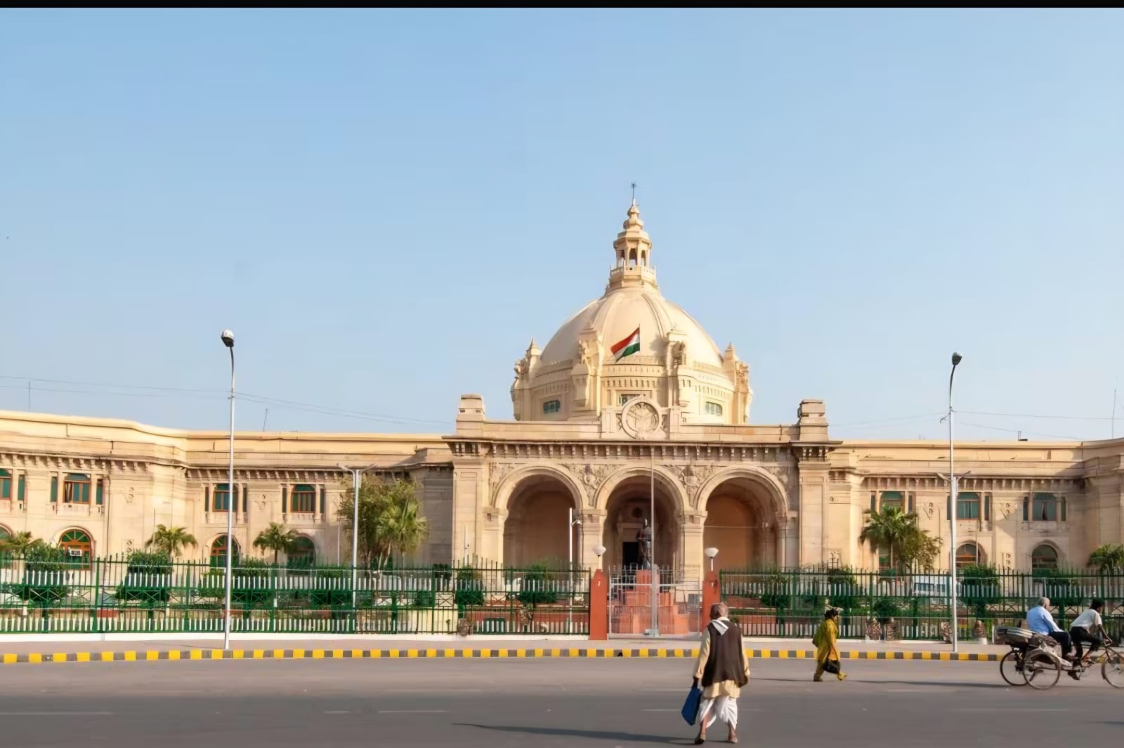 UP विधानमंडल का मानसून सत्र अनिश्चितकाल के लिए स्थगित, हंगामे के बीच अनुपूरक बजट पारित
