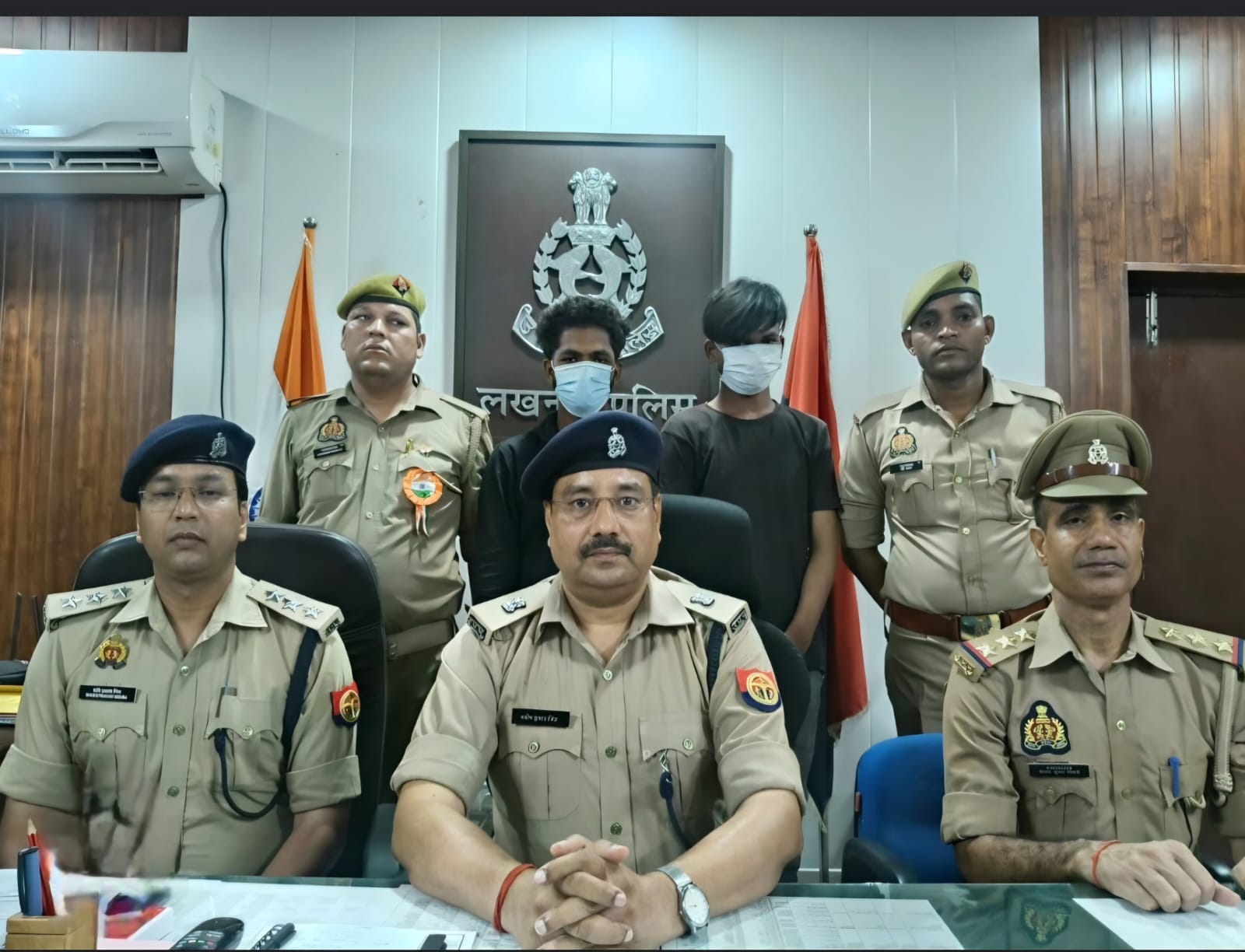 लखनऊ में Blinkit Delivery Boys निकले कथित Chain Snatcher, पुलिस ने घेराबंदी कर दो आरोपियों को दबोचा