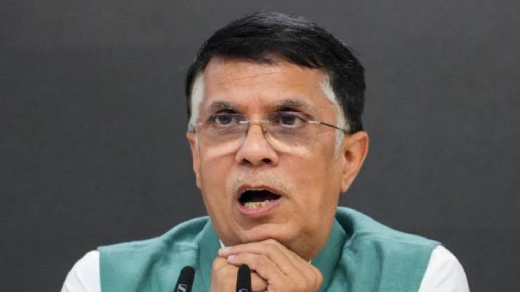 पवन खेड़ा के संघ समाप्त करने वाले बयान पर सियासी बहस तेज, क्या वाकई संभव है RSS का खात्मा?